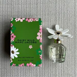 Marc Jacobs Daisy Wild miniature